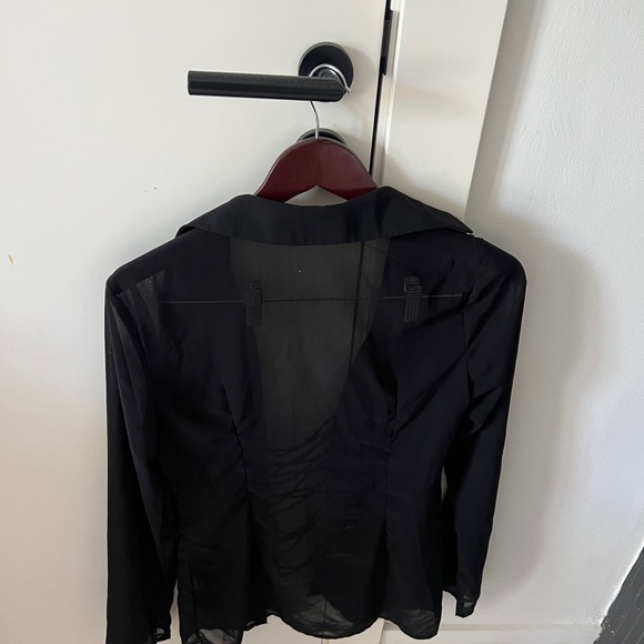 LONG SLEEVE LACE UP FRONT BEACH SHIRT IN BLACK MESH - Picture 6 of 7